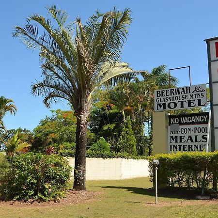 Beerwah Glasshouse Motel エクステリア 写真