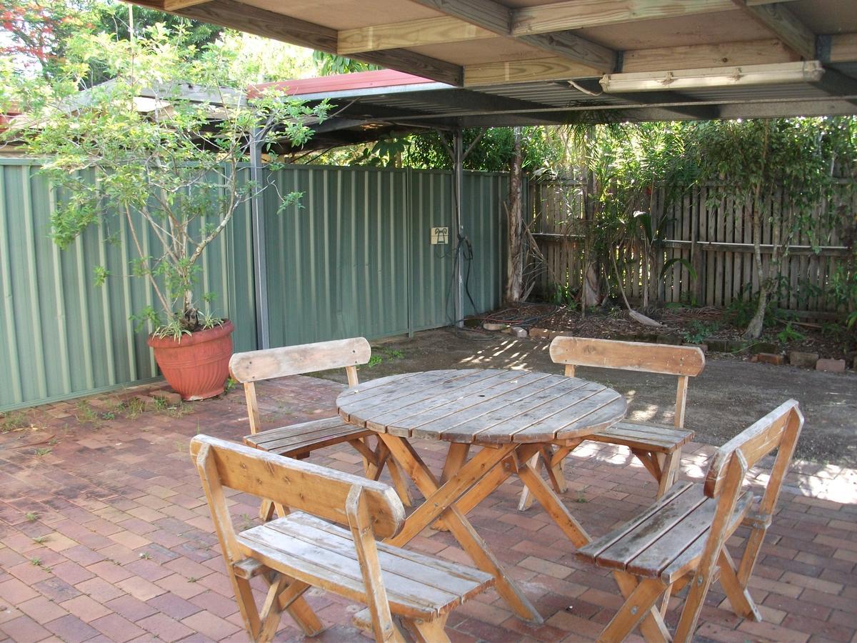 Beerwah Glasshouse Motel エクステリア 写真